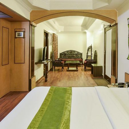 Hotel Kanishka Rāipur Esterno foto
