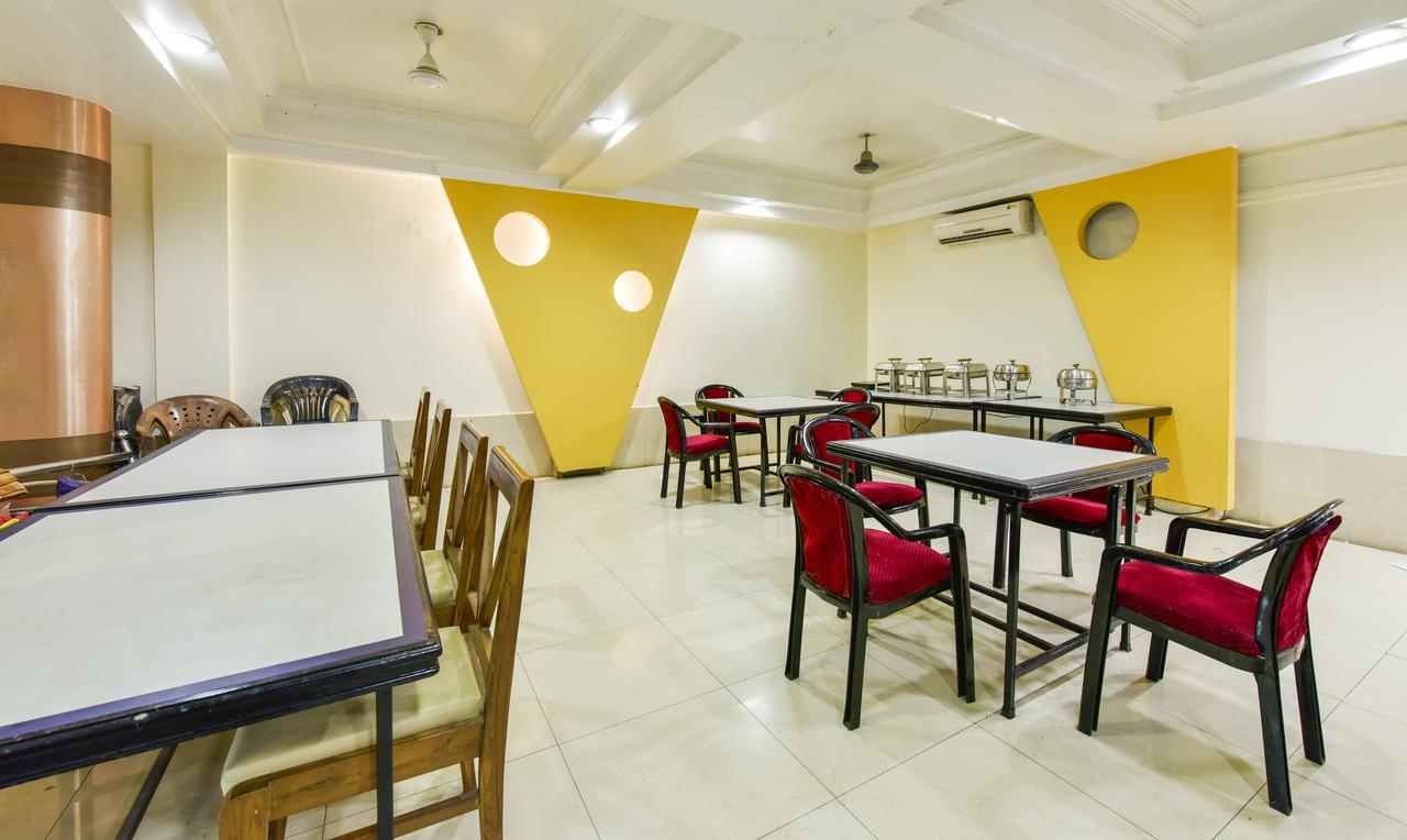 Hotel Kanishka Rāipur Esterno foto