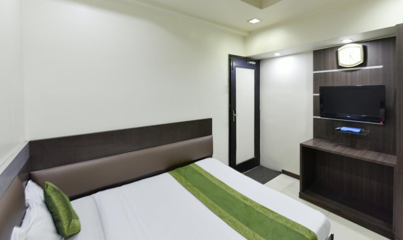 Hotel Kanishka Rāipur Esterno foto
