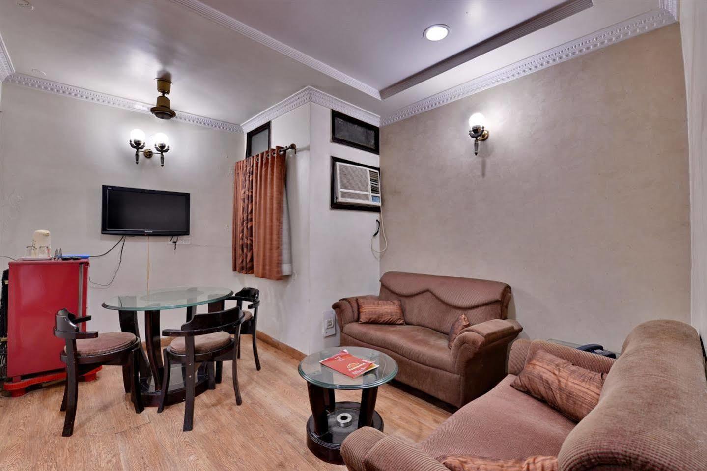 Hotel Kanishka Rāipur Esterno foto